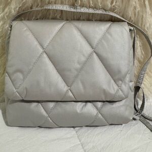 Vera Bradley Oyster Mushroom Muted Gray Small Flap Hipster/Crossbody Quilted Bag